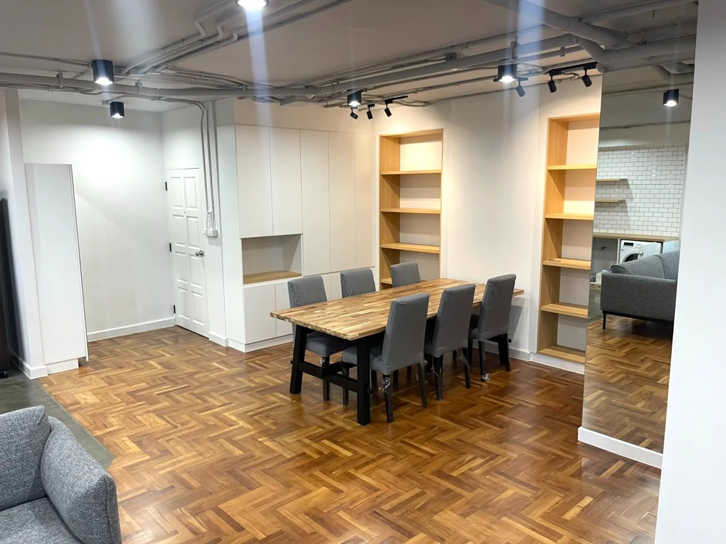 Property photos for Richmond Palace