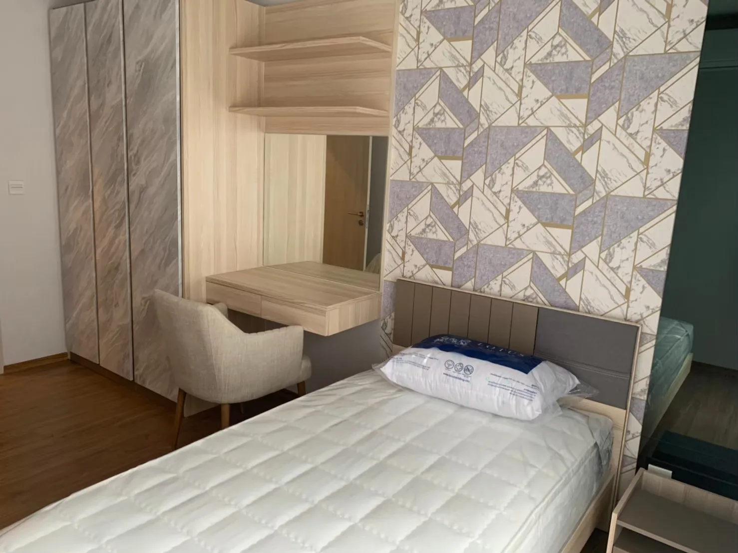 Property photos for Metris Rama 9-ramkhamhaeng