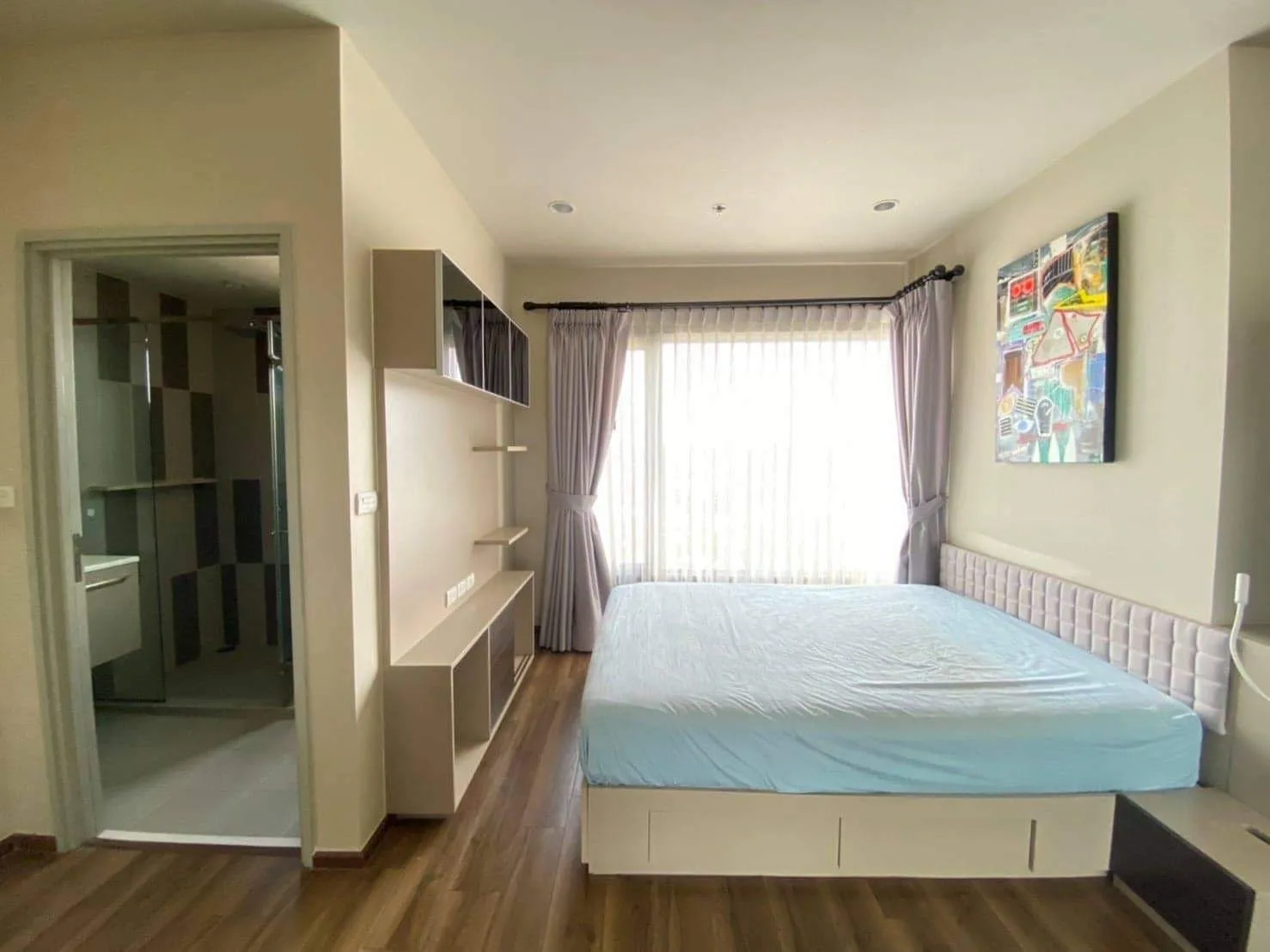 Property photos for Onyx Phaholyothin