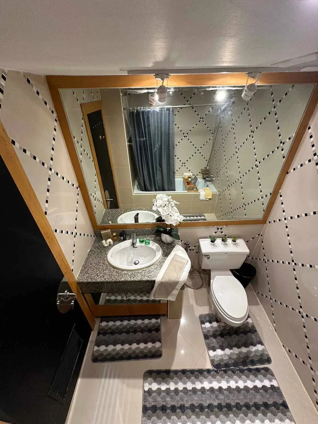 Property photos for Baan Sukhumvit 36