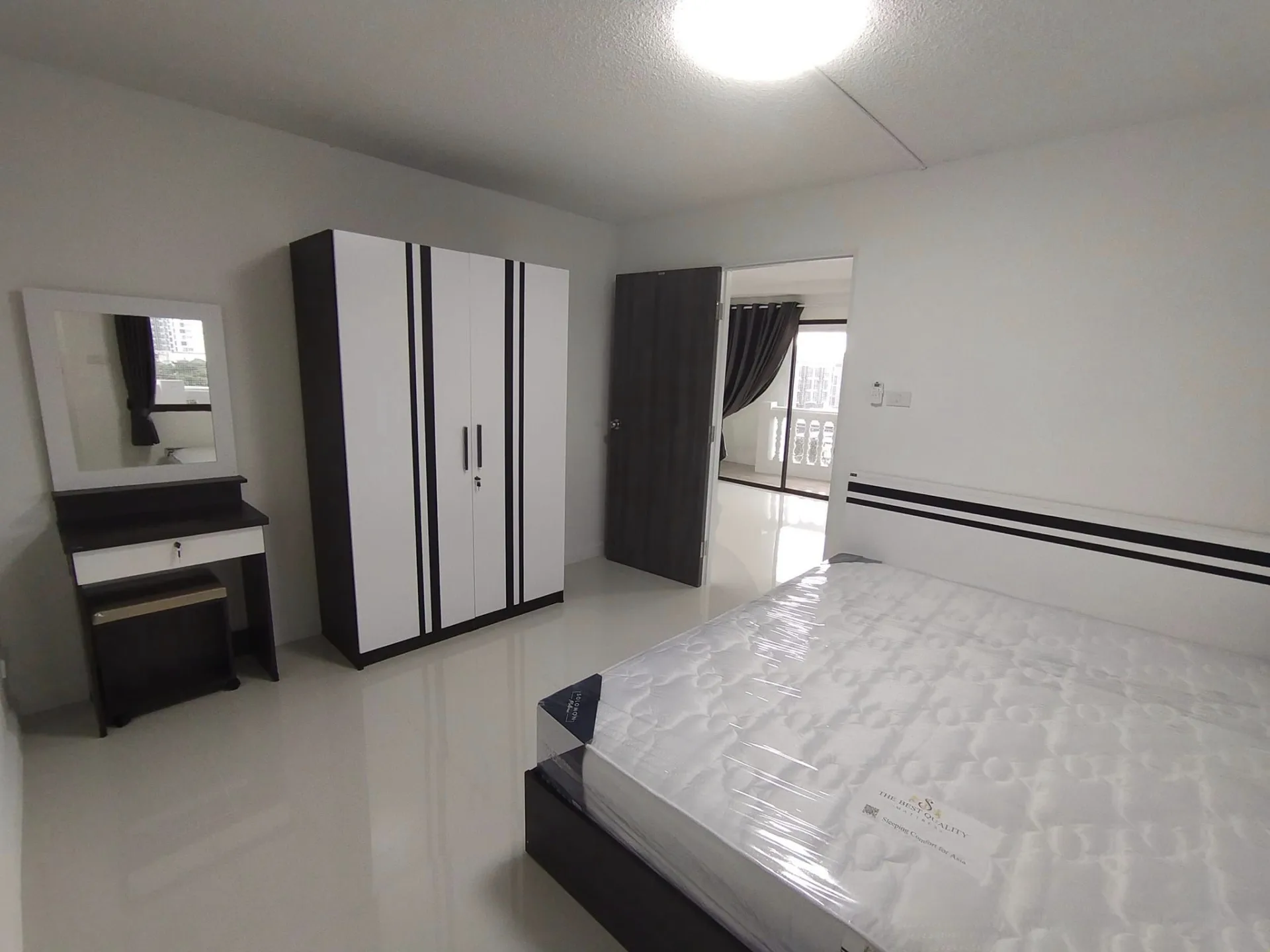 Property photos for 38 Mansion