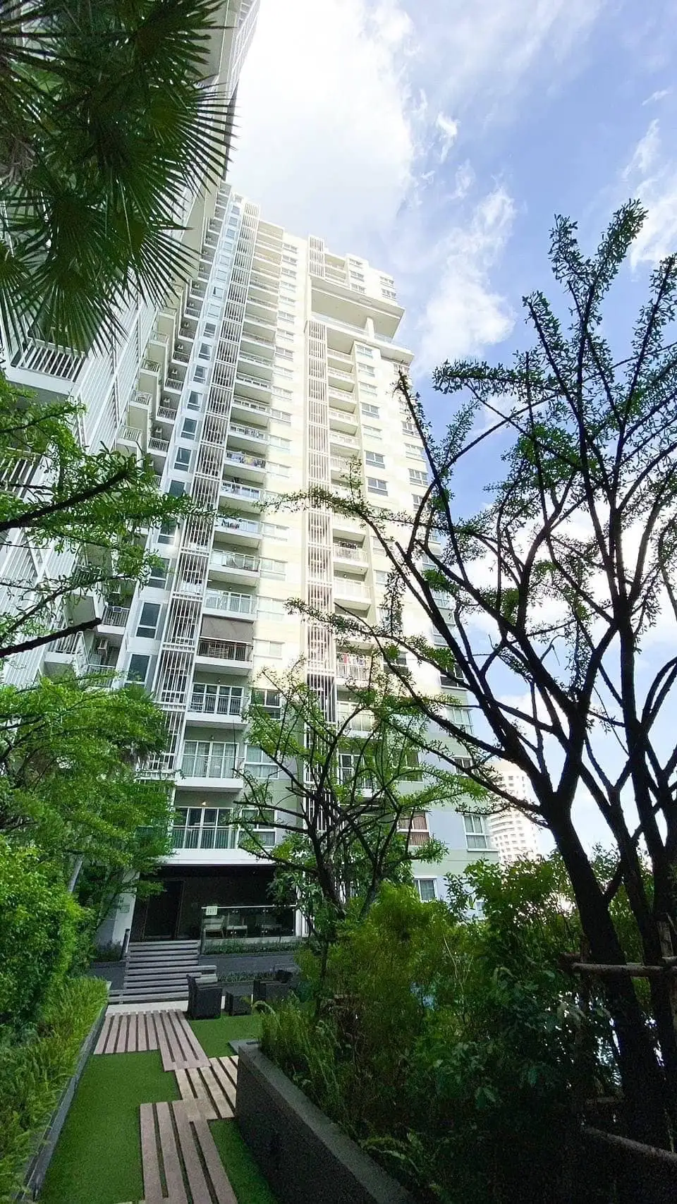 Property photos for The Parkland Grand Asoke - Phetchaburi
