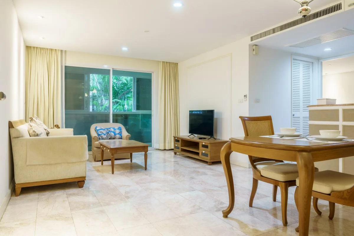 Property photos for Baan Pipat