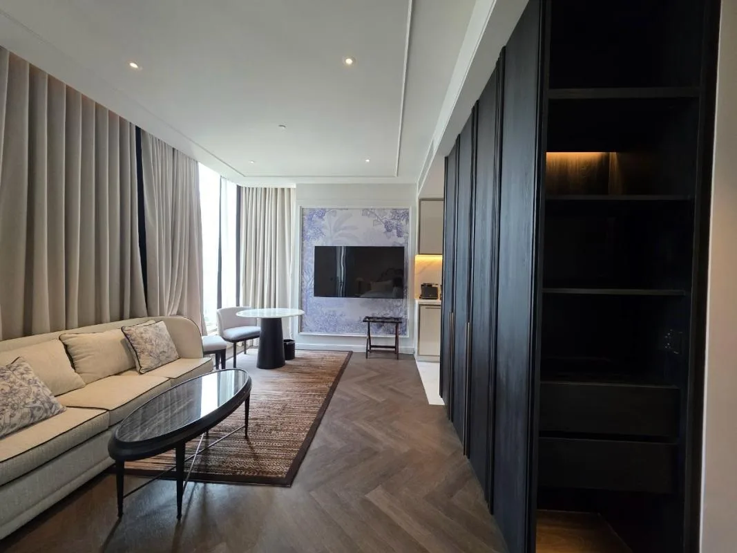 Property photos for La Clef / The Residences 38