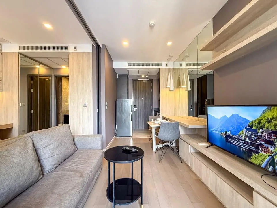 Property photos for Ashton Asoke