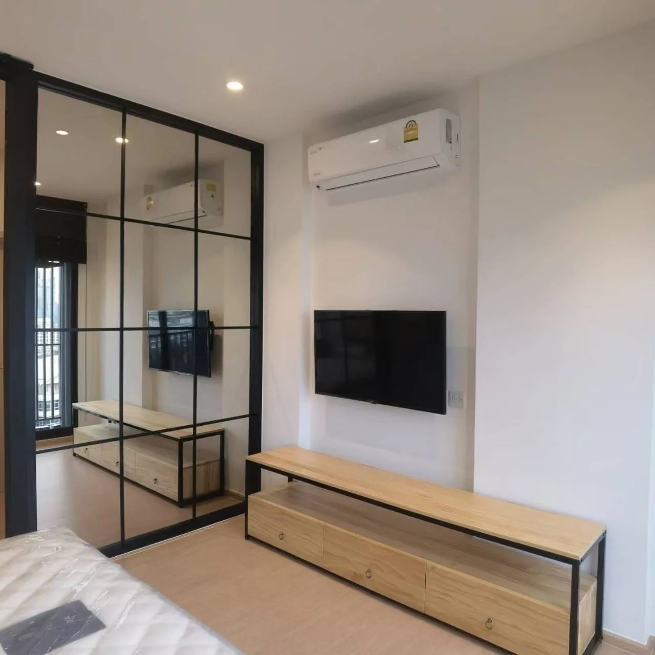 Property photos for Maru Ekkamai 2