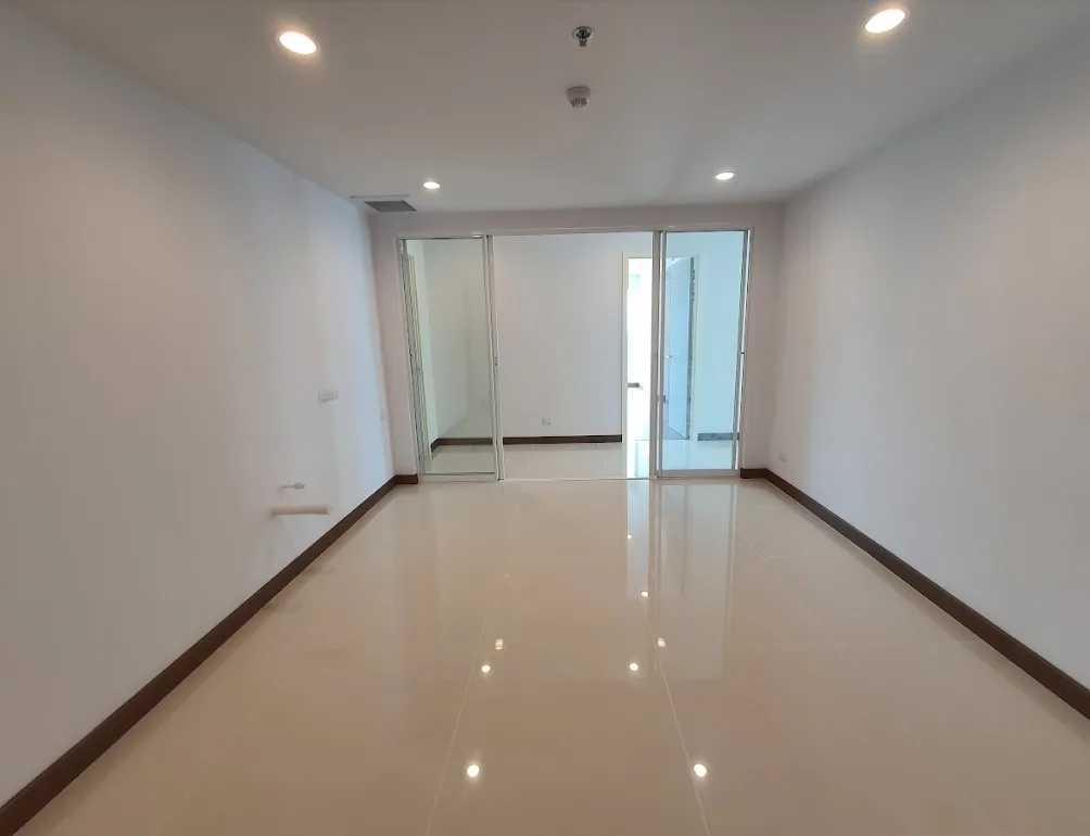 Property photos for Supalai Riva Grande