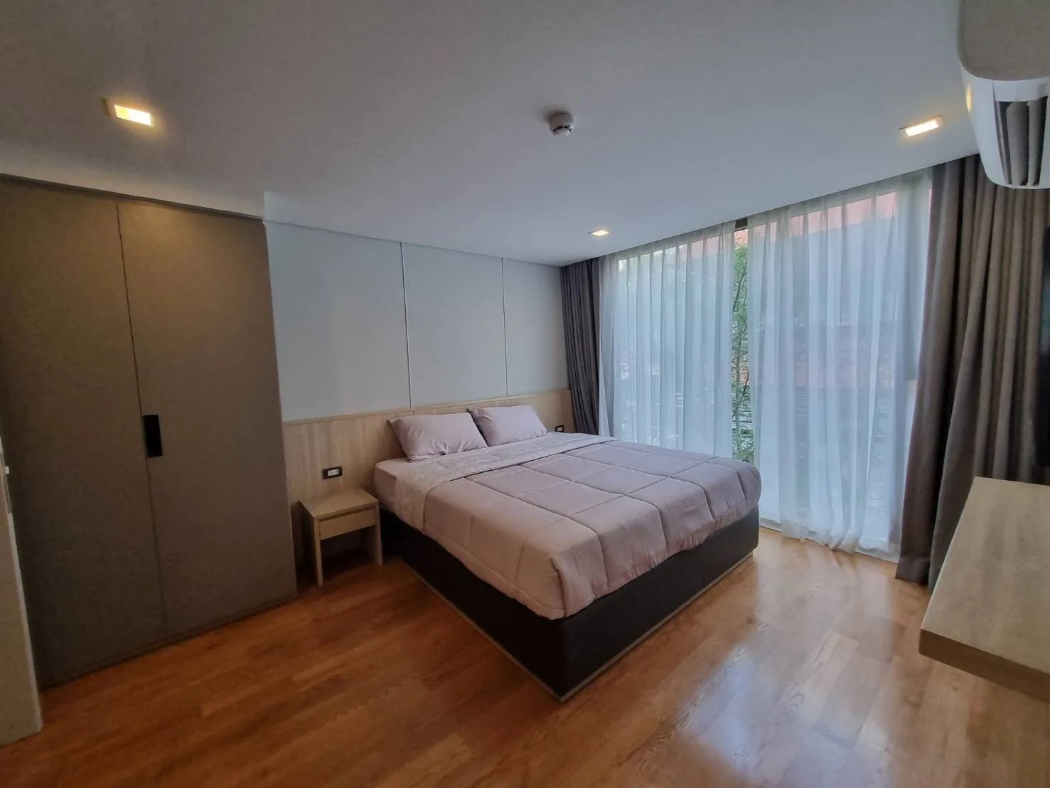 Property photos for Piya Apartment Sukhumvit 15