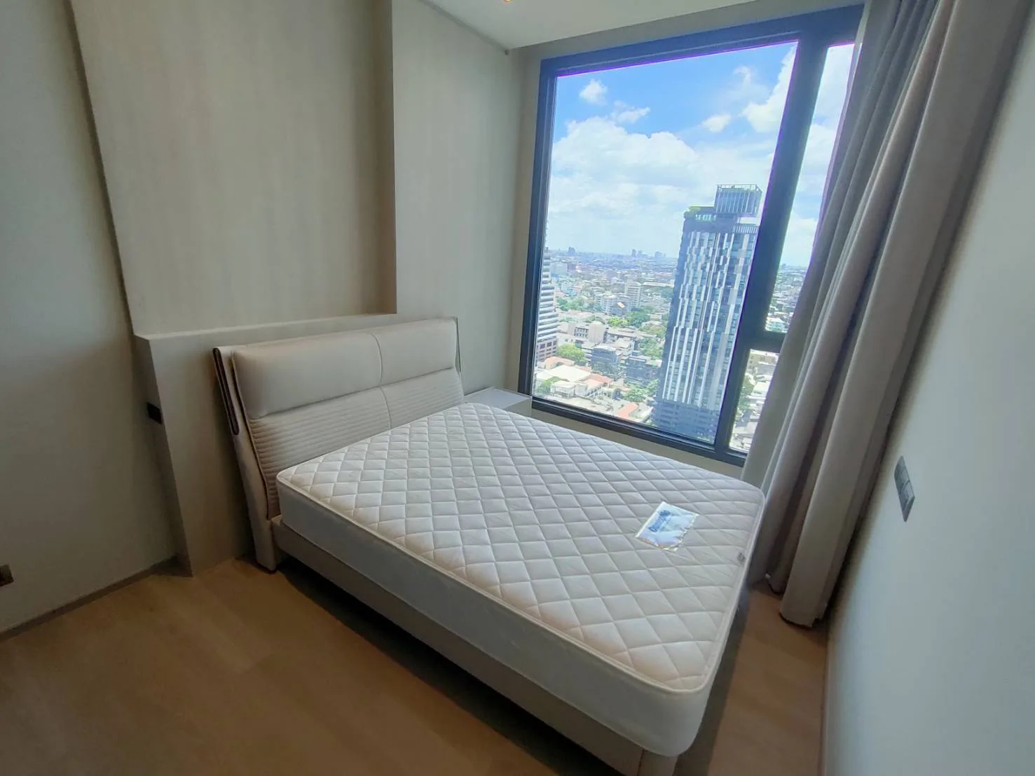 Property photos for Hyde Heritage Thonglor