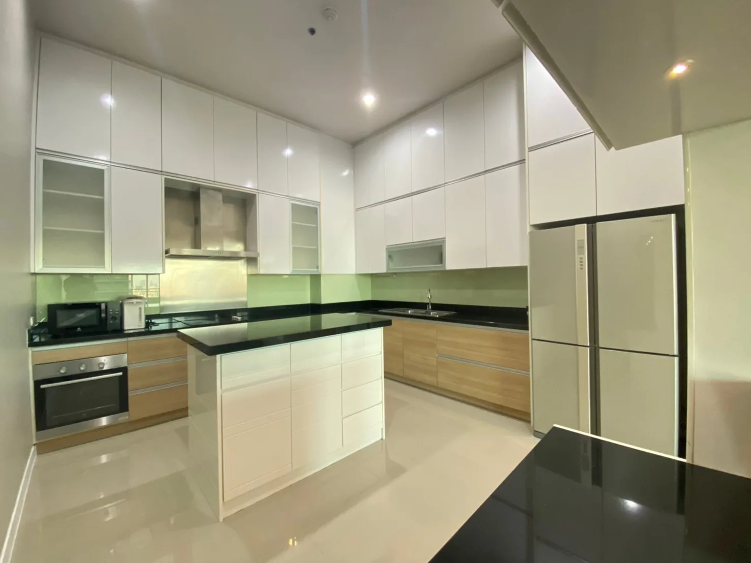 Property photos for Circle Condominium