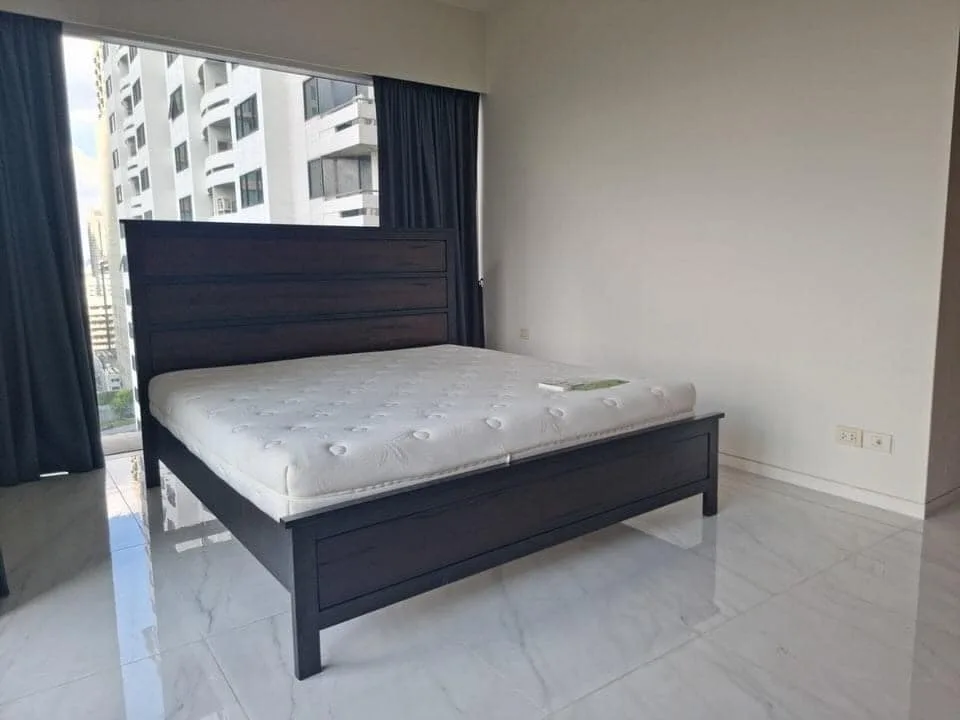 Property photos for Hansar Rajdamri