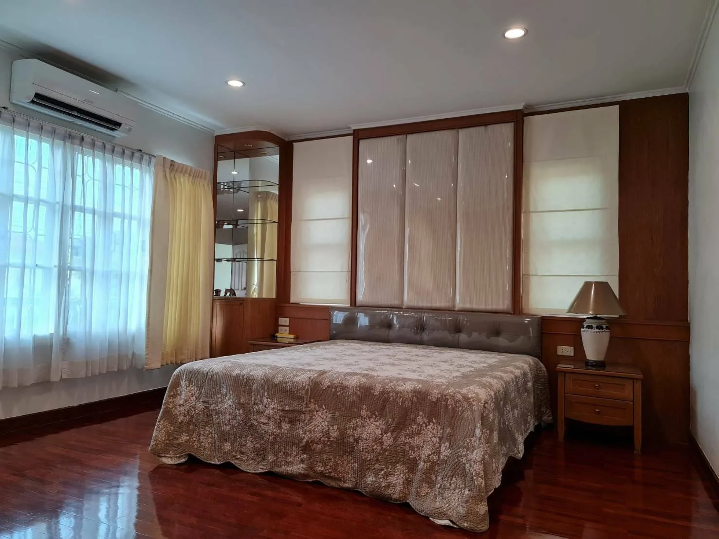 Property photos for Baan Manthana Rama 9 ??? Srinakarin