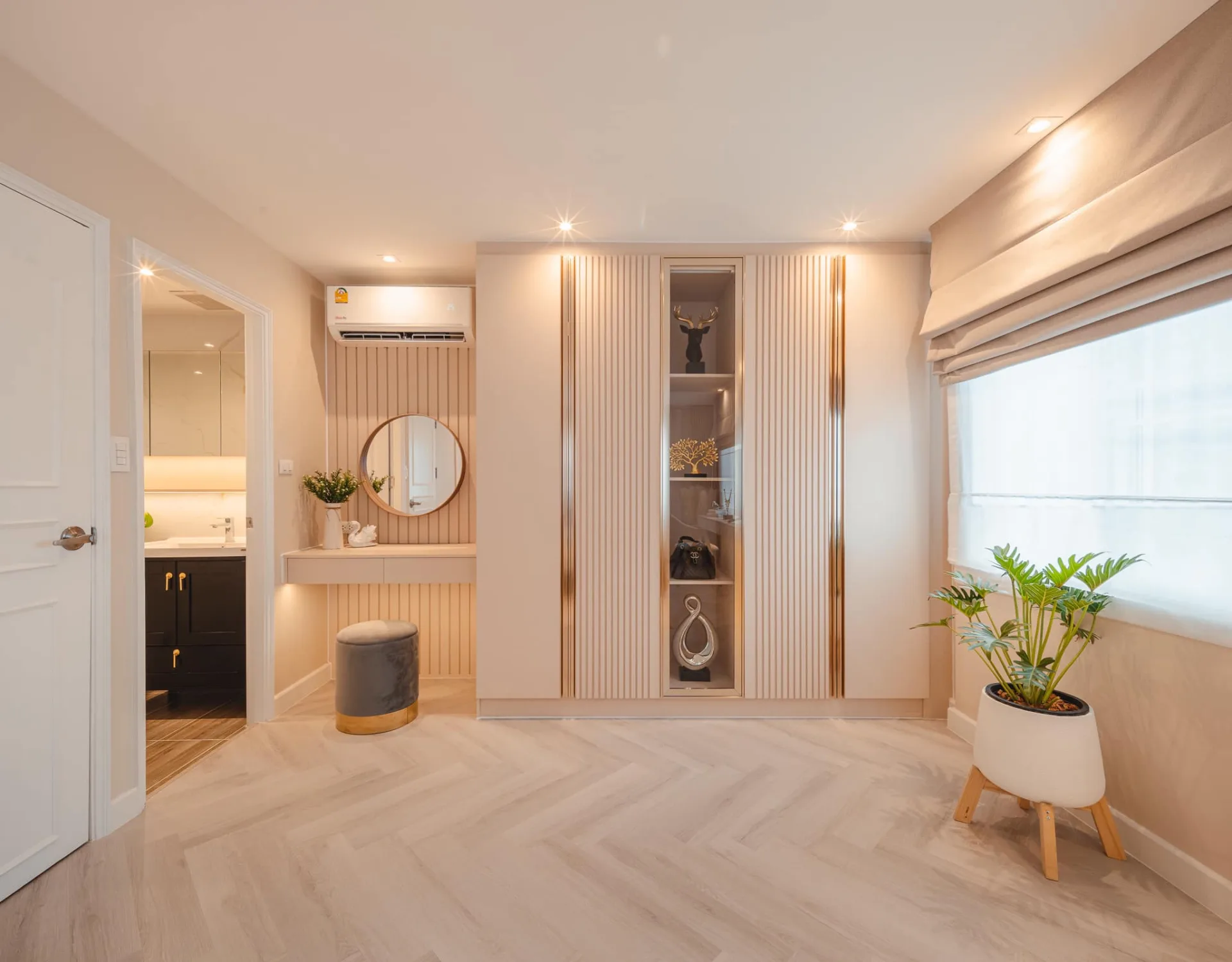 Property photos for Fortune Condo Town