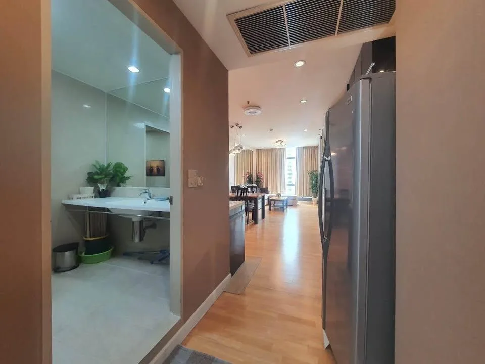 Property photos for Baan Sathorn Chaopraya