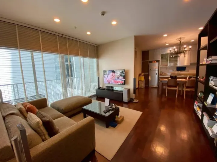 Property photos for Noble Ora