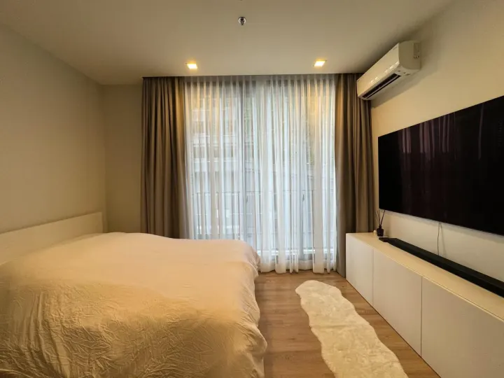 Property photos for Noble Around Ari