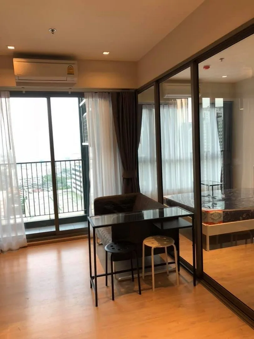 Property photos for Whizdom Station Ratchada - Thapra