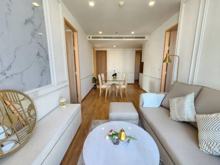 Property photos for Noble BE 33