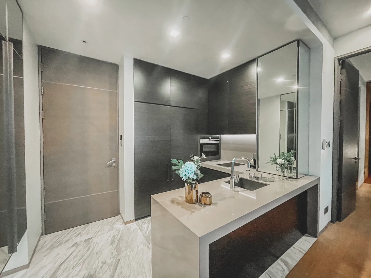 Property photos for Saladaeng One