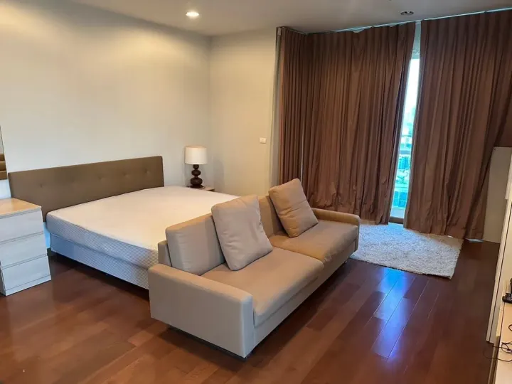 Property photos for The Address Chidlom