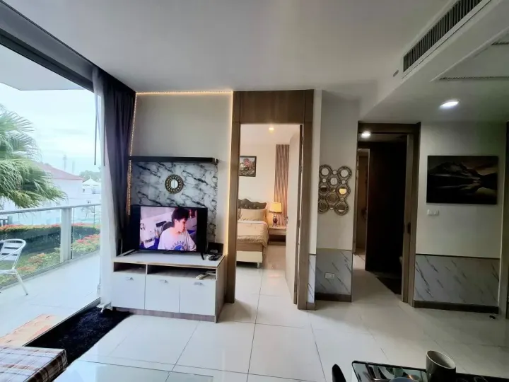 Property photos for The Riviera Wongamat Beach
