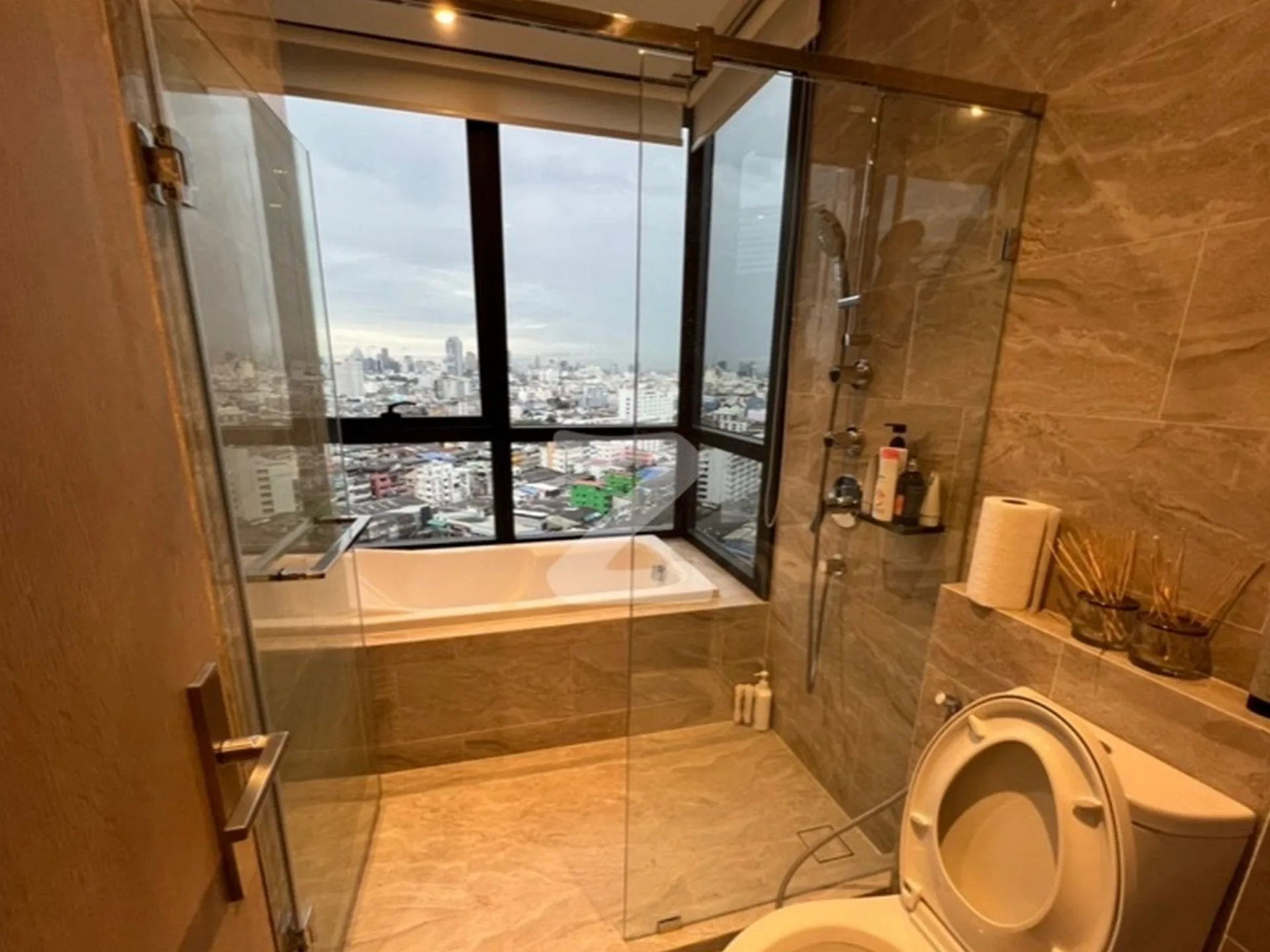 Property photos for ASHTON Asoke - Rama 9