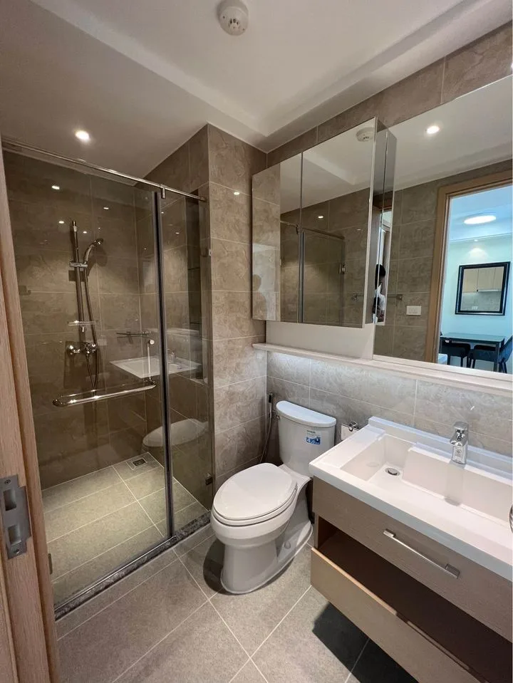 Property photos for Regal Condo Sathorn-naradhiwas