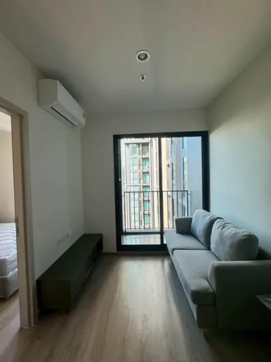 Property photos for Nue District R9