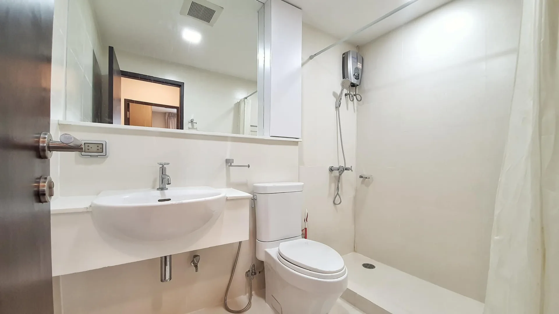 Property photos for The Address Sukhumvit 42