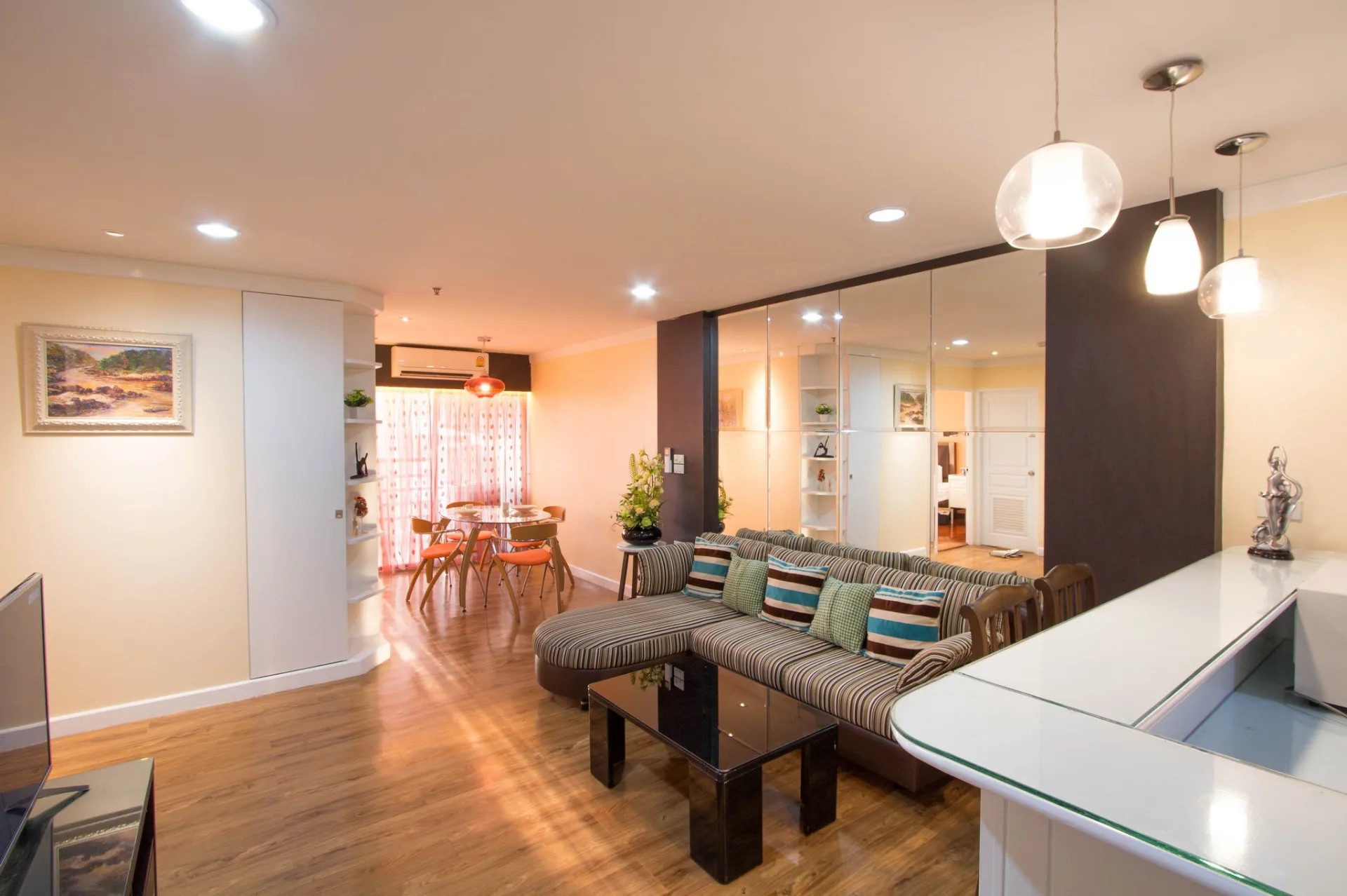 Property photos for The Waterford Diamond