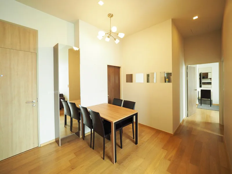 Property photos for Noble ReD