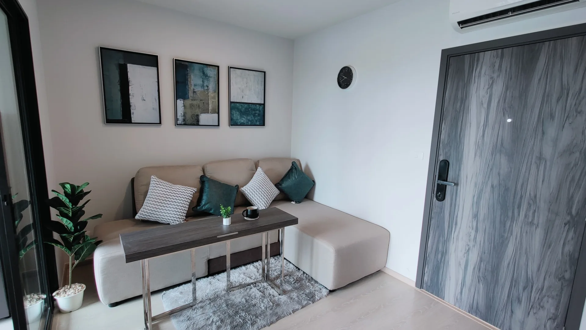 Property photos for Elio Del Nest Udomsuk