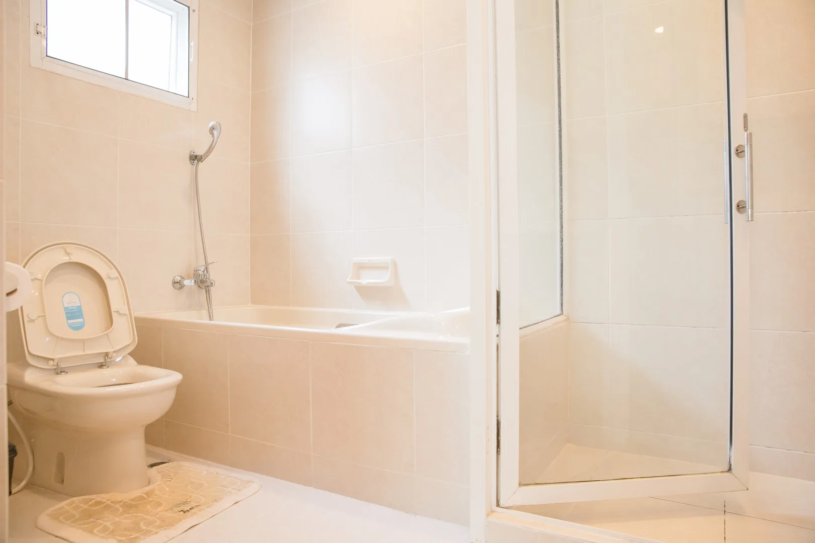 Property photos for Chaidee Mansion