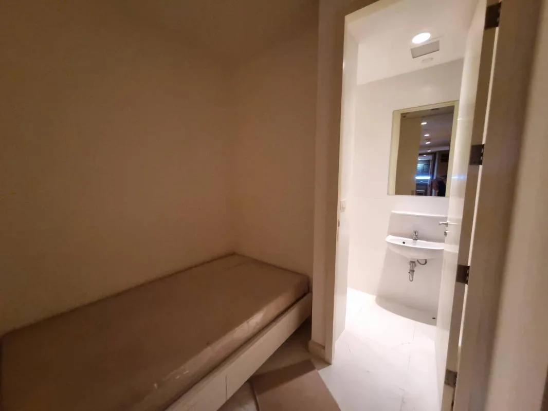 Property photos for 185 Rajadamri