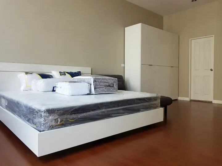 Property photos for Belle Grand Rama 9