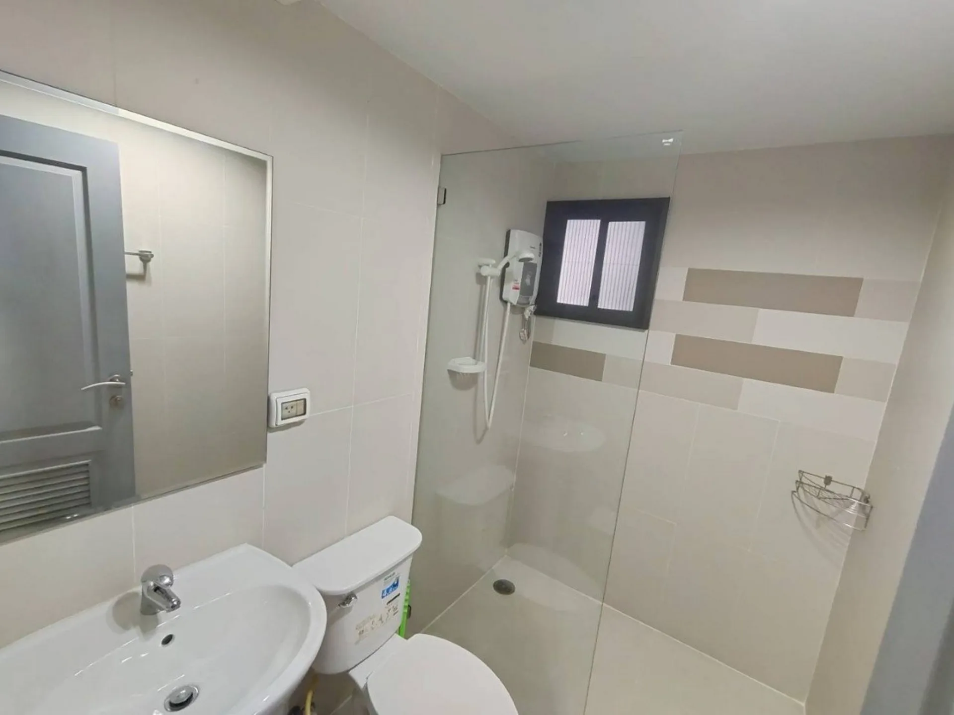 Property photos for Montrose Court