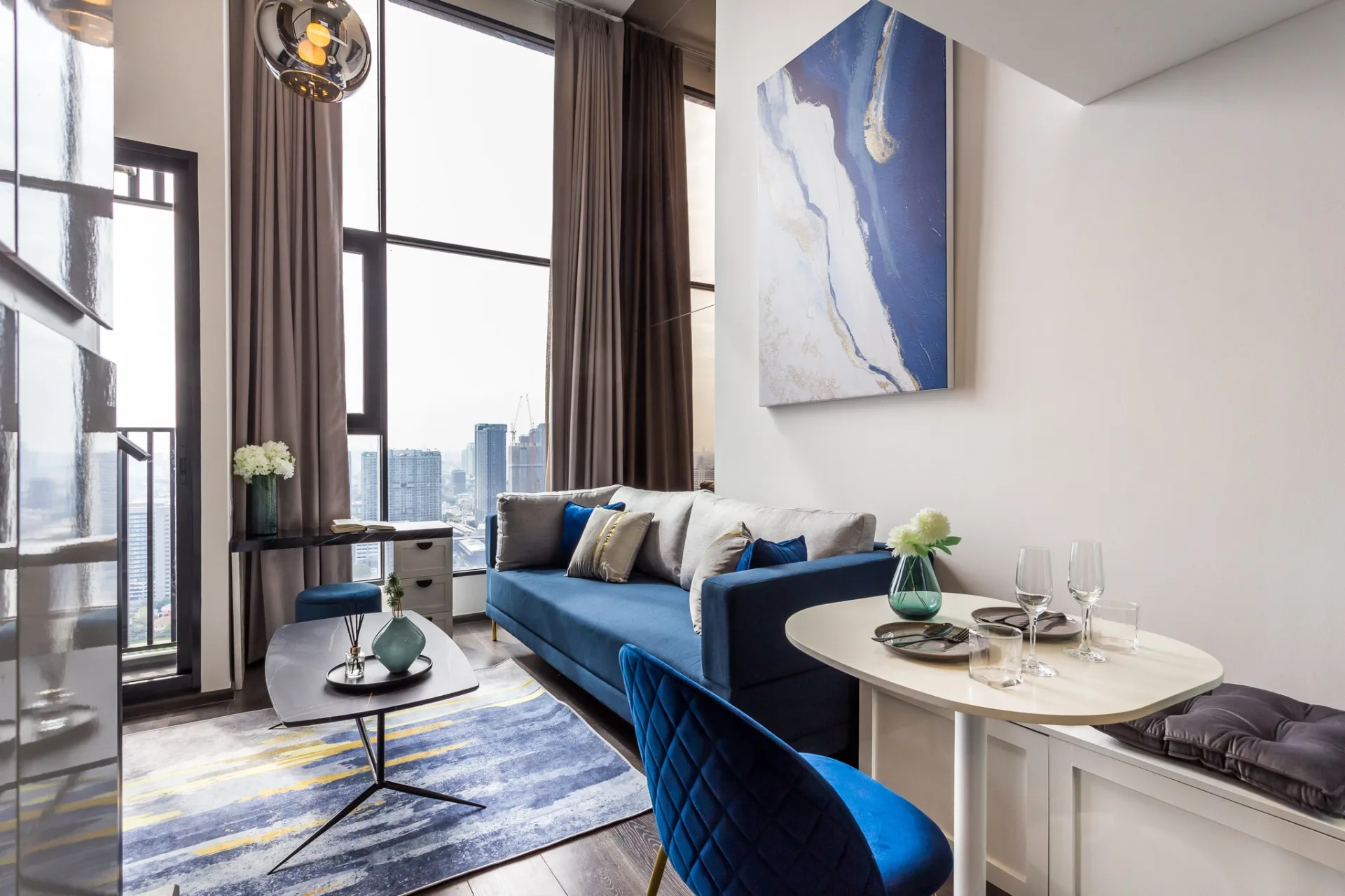 Property photos for Knightsbridge Space Ratchayothin