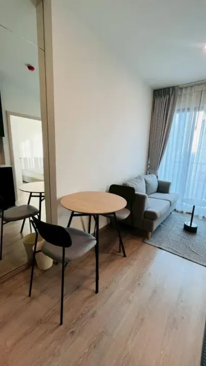 Property photos for Nue District R9