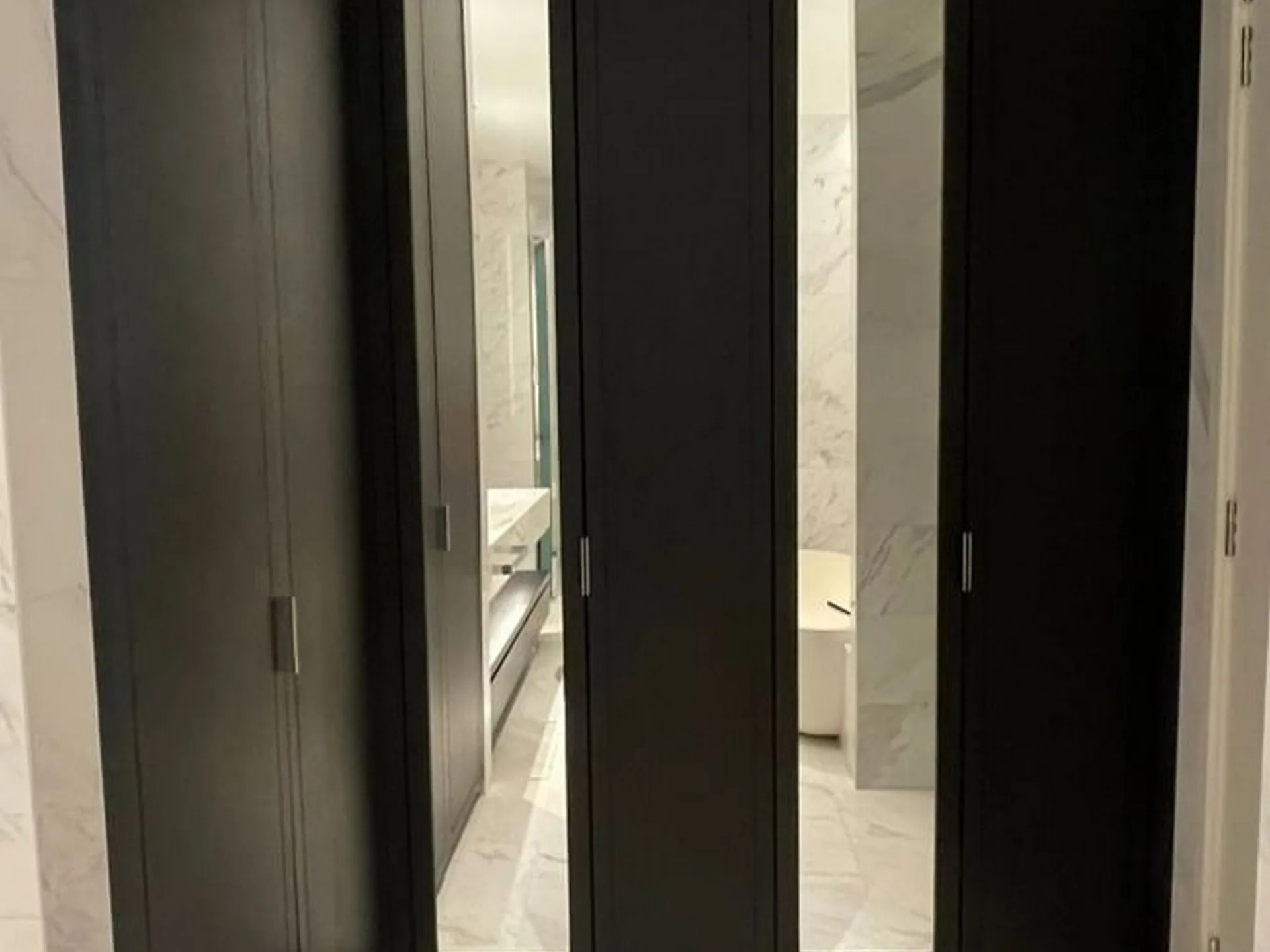 Property photos for Four Seasons Private Residences Bangkok