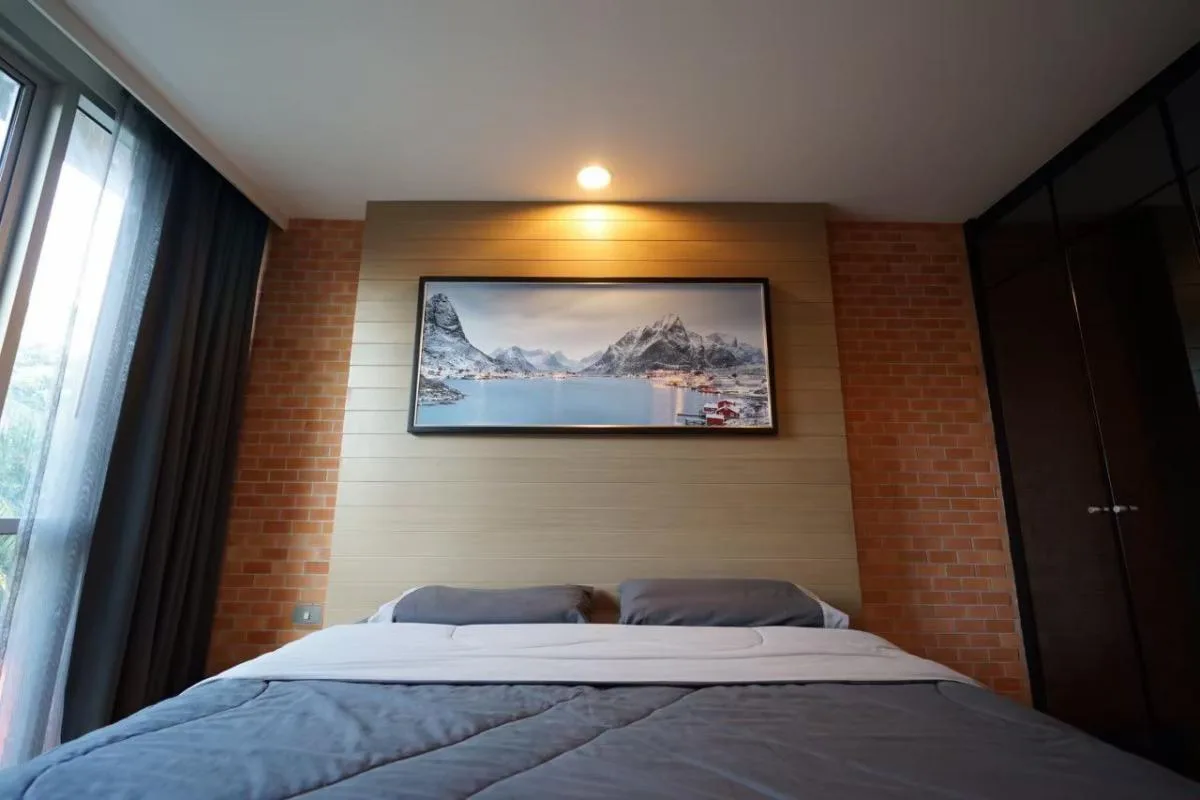 Property photos for THE LINE Phahonyothin Park