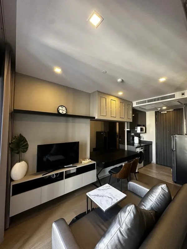 Property photos for Ashton Asoke