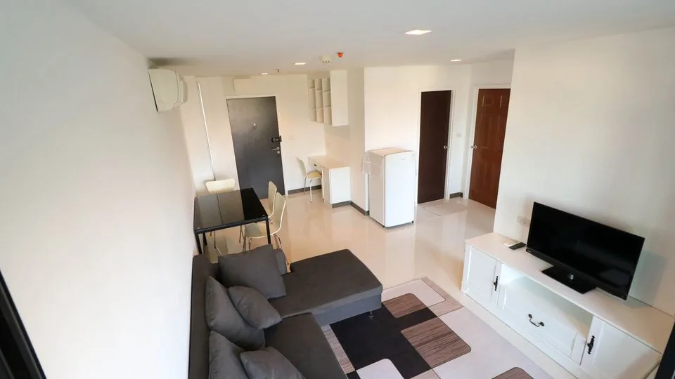 Property photos for Knightsbridge Bearing