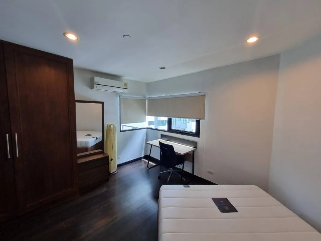 Property photos for Sathorn Gardens
