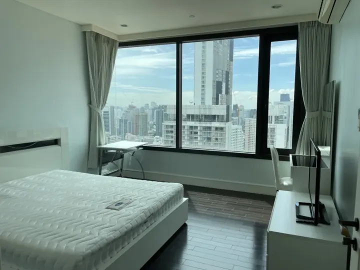 Property photos for Aguston Sukhumvit 22