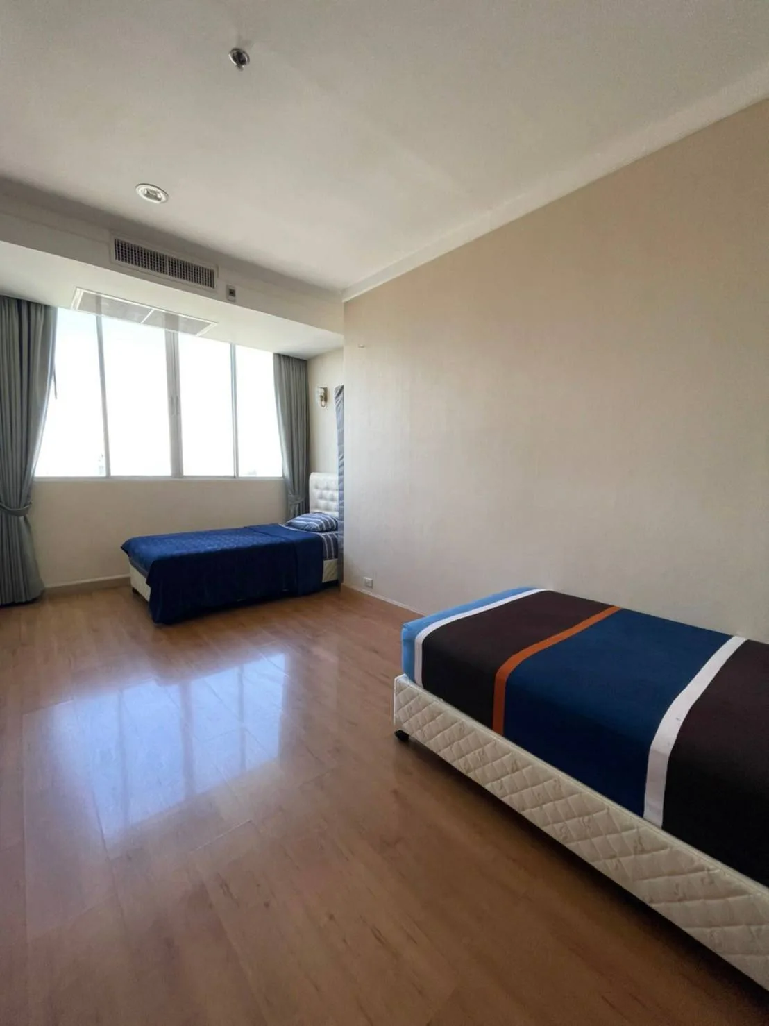 Property photos for The Waterford Diamond
