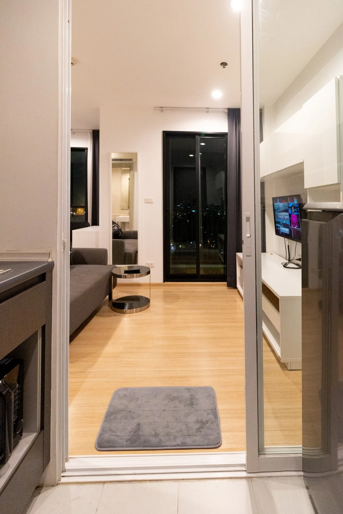 Property photos for The Base Rama 9 - Ramkhamhaeng