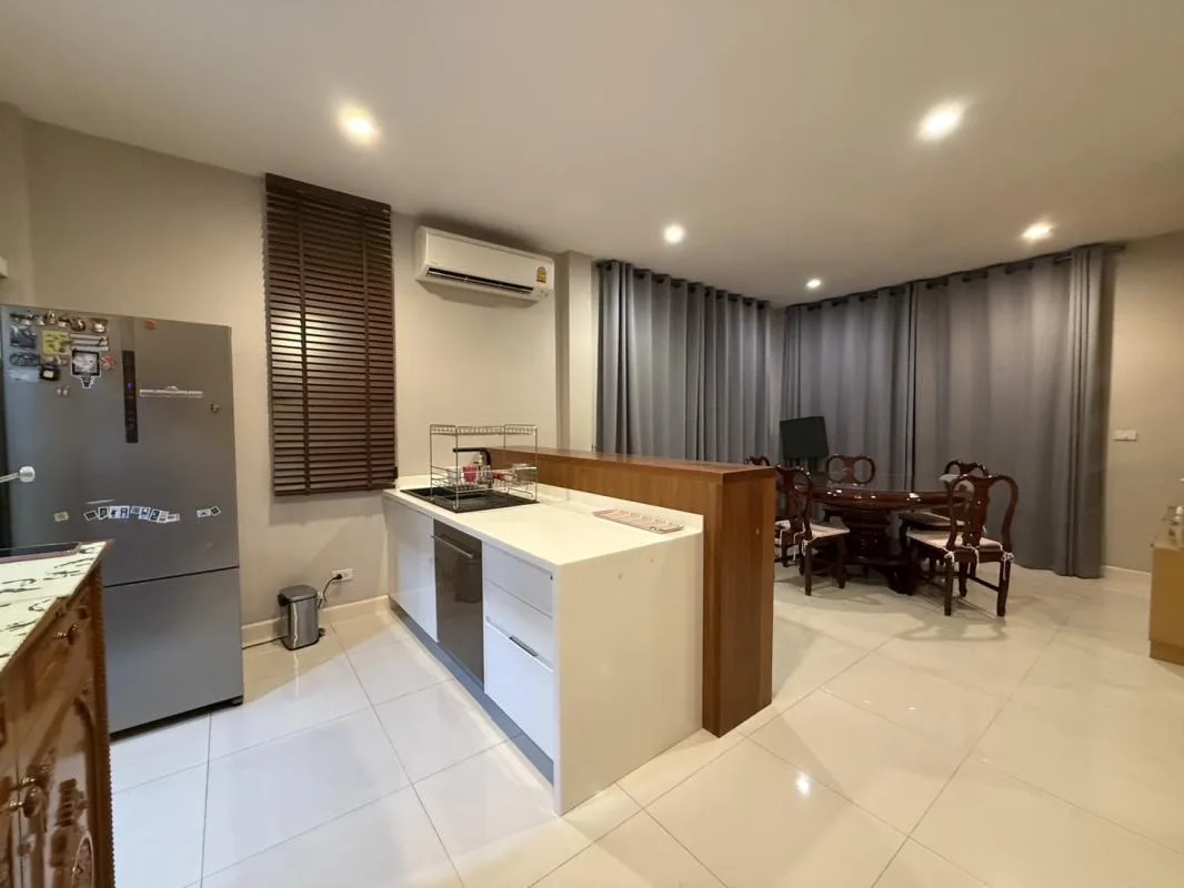 Property photos for The City Sukhumvit -Yak Bangna