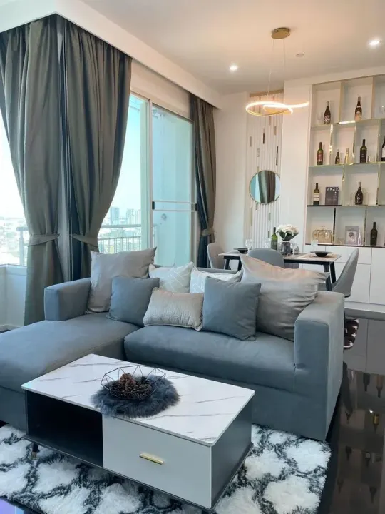 Property photos for Wind Ratchayothin