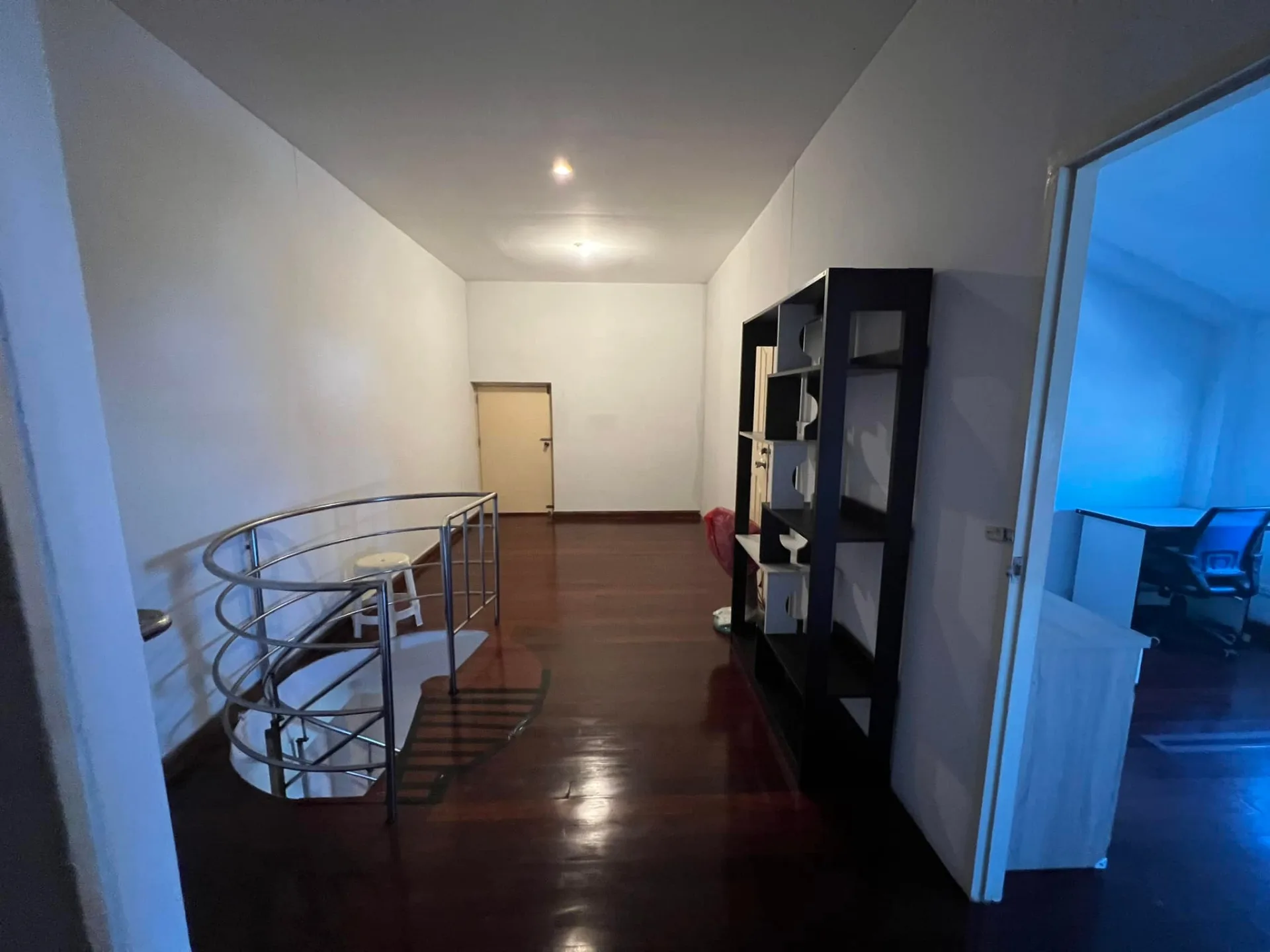 Property photos for Eastwood Park