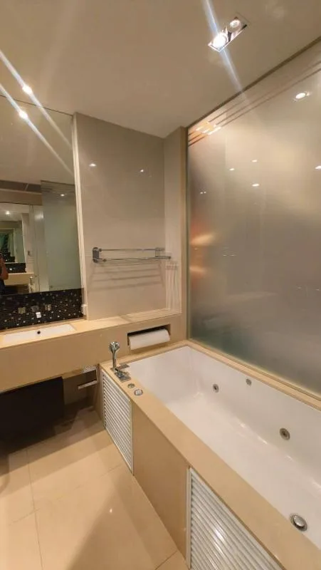 Property photos for The Address Sukhumvit 28